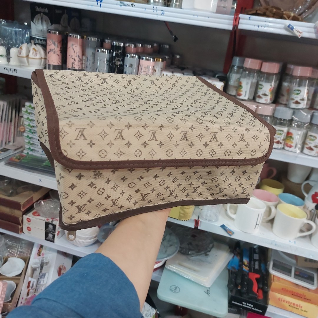 باکس 12خانه درب دار ارگانیزر و مقسم پارچه ای نظم دهنده پارچه ای زیپ دار
